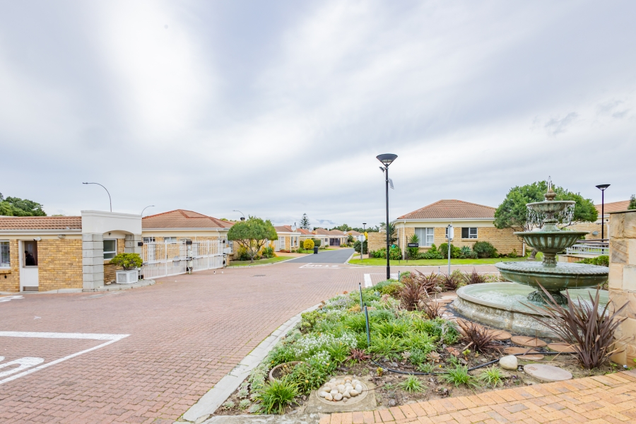 2 Bedroom Property for Sale in Welgelegen Western Cape